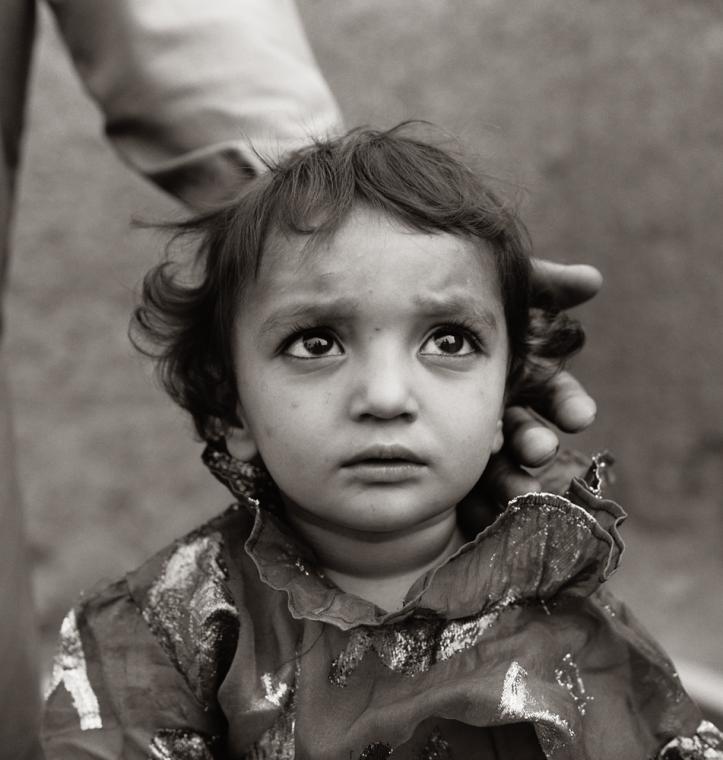 アート・デザイン・音楽 Fazal Sheikh A sense of common ground Common Ground: Photographs by Fazal Sheikh, 1989-2013