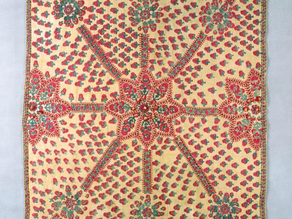 Cotton and silk women's shawl embroidered with red floral patterns red strawberries and 
