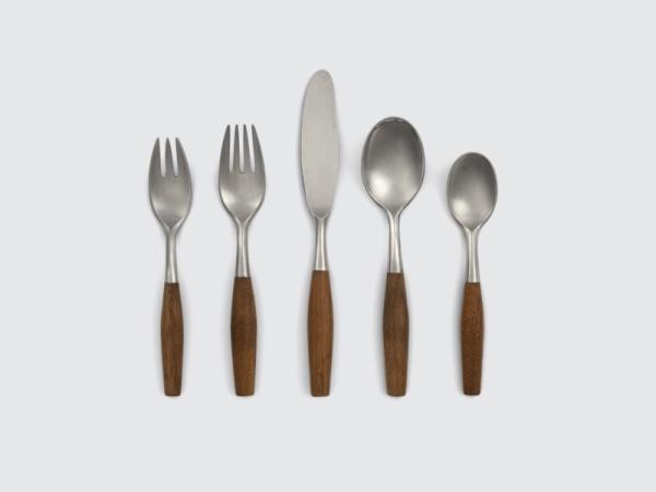 Stainless steel and wood five piece set of silverware