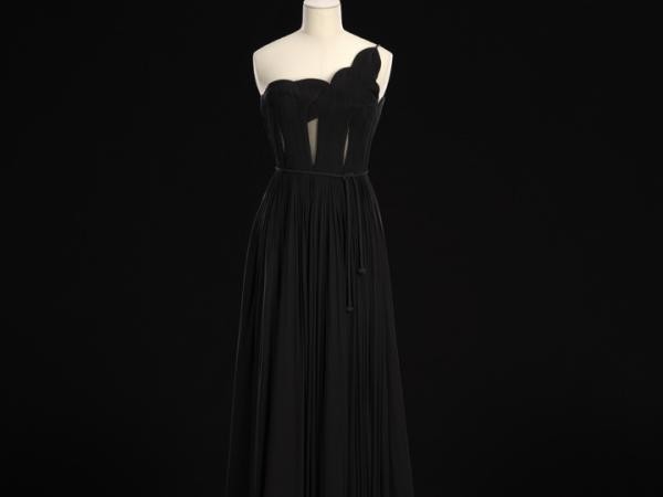 Black one strap elegant formal gown