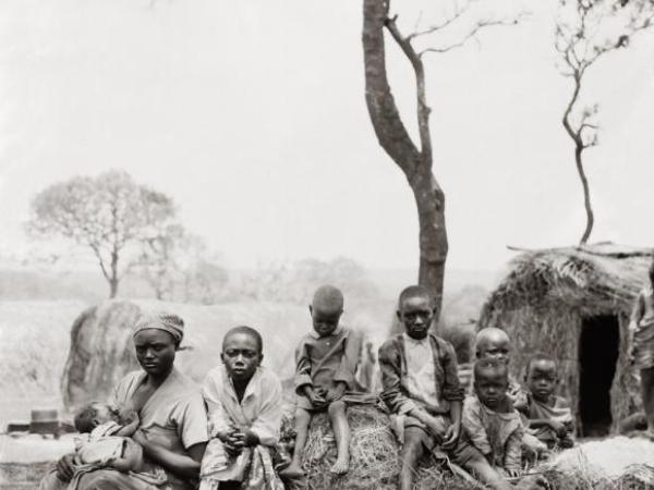 アート・デザイン・音楽 Fazal Sheikh A sense of common ground Common Ground: Photographs by Fazal Sheikh, 1989-2013