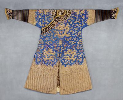 Fine silk embroidered robe