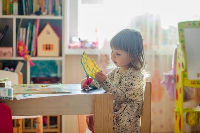 A child making crafts