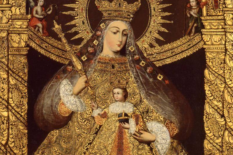 The "Virgin of the Victory of Málaga" painting, a woman in a golden patterned gown