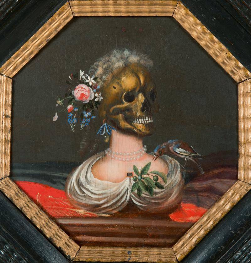 Bust of a woman with a skeletal face painted on the back of her head