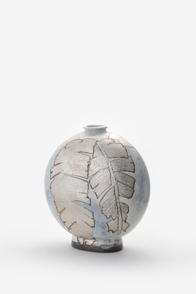 Circular flask-shaped ceramic sculpture