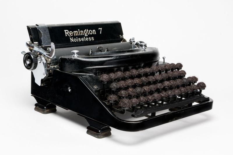 Old typewriter with hair as keys